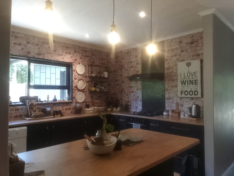 To Let 3 Bedroom Property for Rent in Heather Park Western Cape